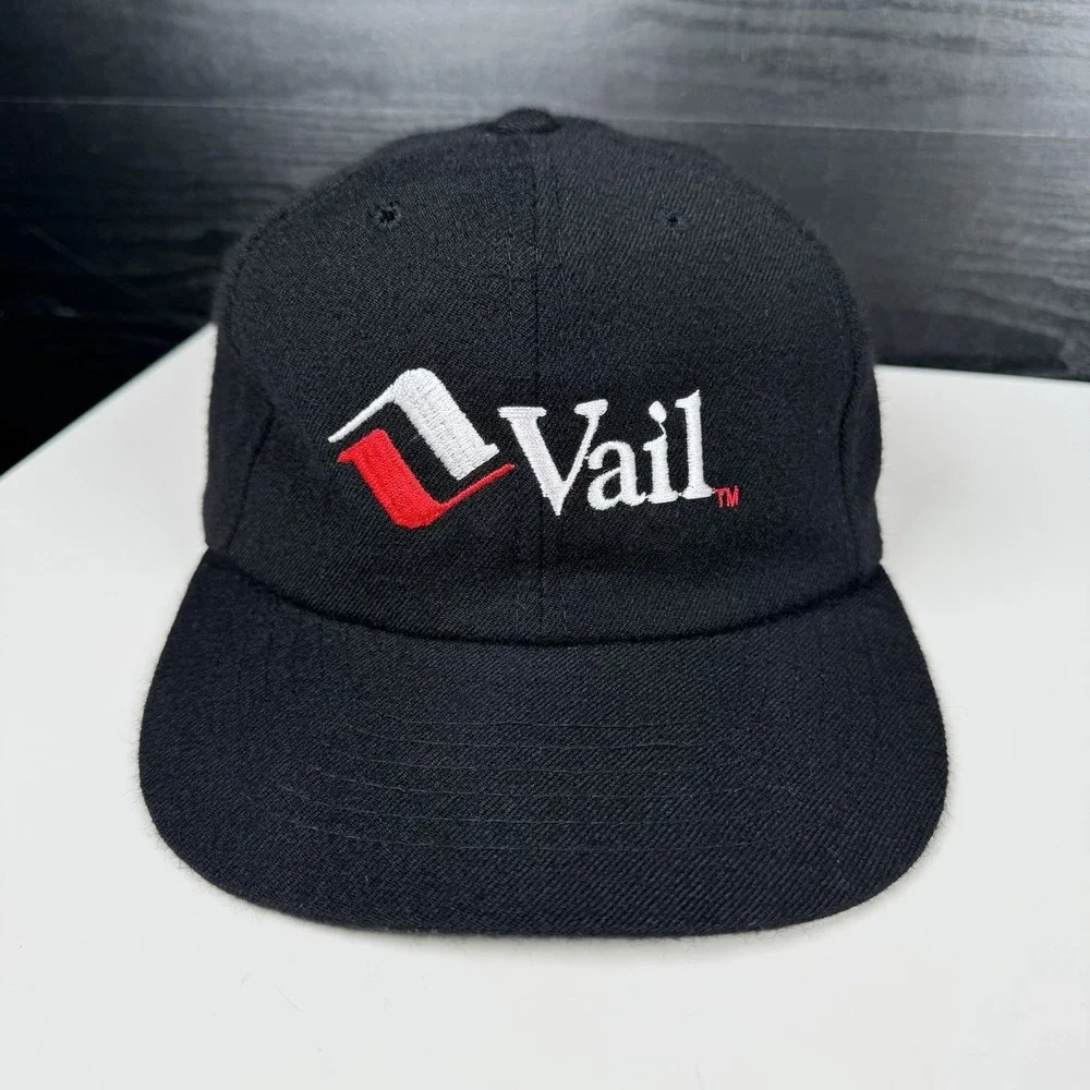 Vintage 90s VAIL Snapback Hat Black Colorado Ski Skiing - 100% Wool